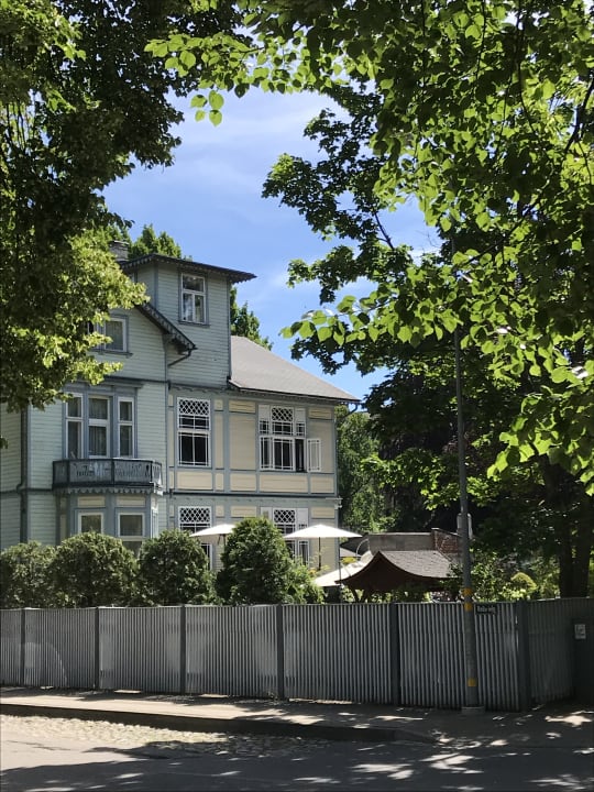 Außenansicht Hotel Villa Roze