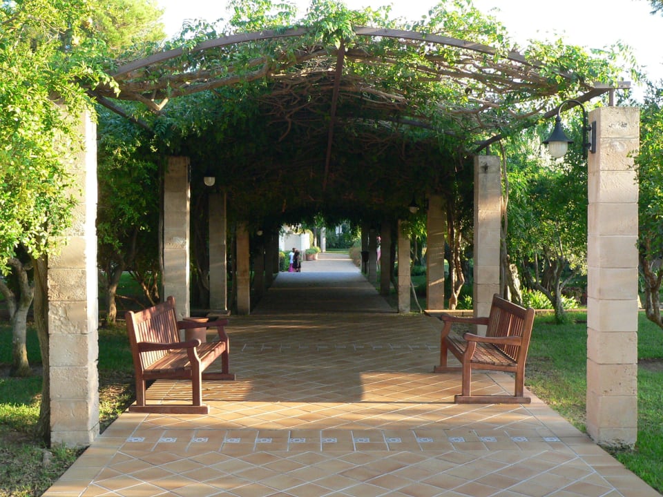 Wege im Hotel Zafiro Mallorca