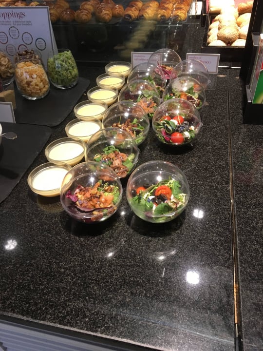 Salatbar  NH Collection Barcelona Constanza