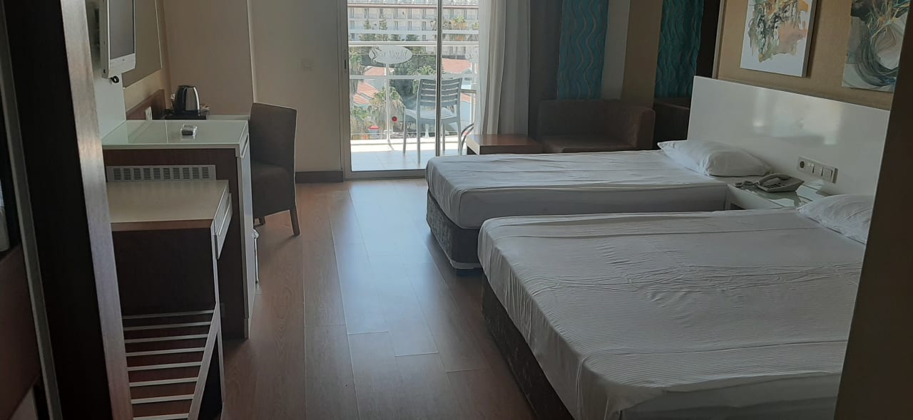 Zimmer Seaden Sea World Resort & Spa