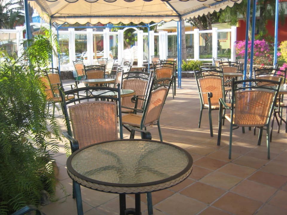 An der Poolbar in hotel Fuerteventura Playa SBH Fuerteventura Playa