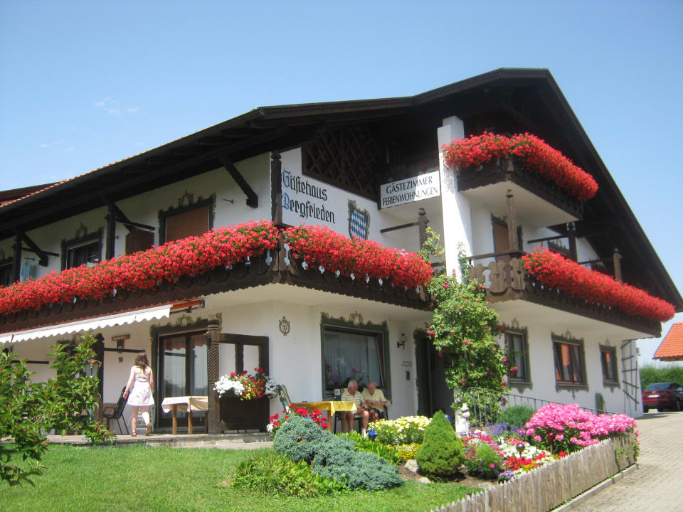 Außenansicht Gästehaus Bergfrieden