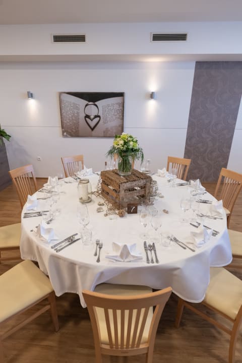 Gastro Hotel Schwarzer Adler