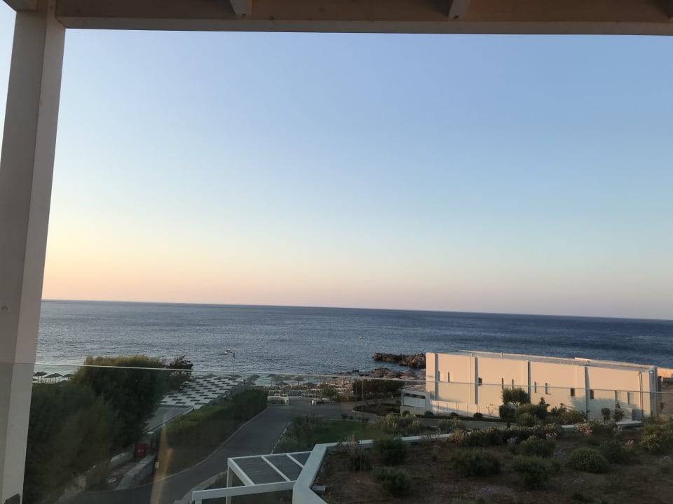 Zimmer Kakkos Beach Hotel