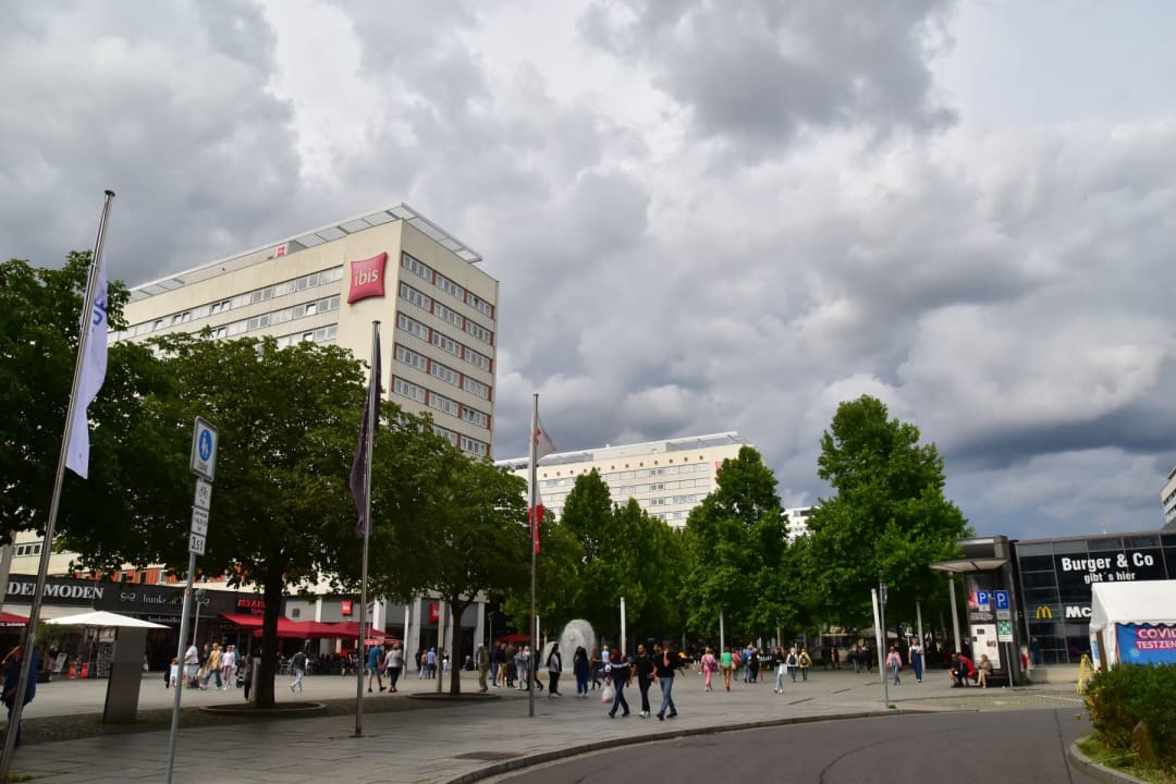 Außenansicht Occidental Dresden Newa
