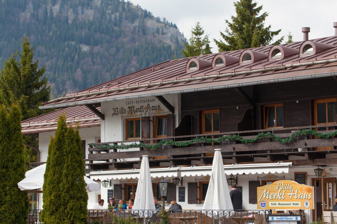 Aussenansicht Sommer Berggasthof Willy Merkl Haus