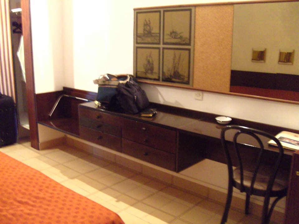 Doppelzimmer/Einzelzimmer Aminess Younique Liburna Hotel