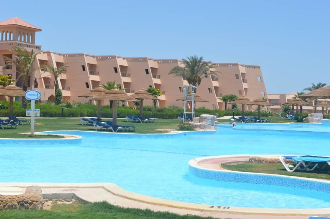 Piękny basen Jasmine Palace Resort & Spa