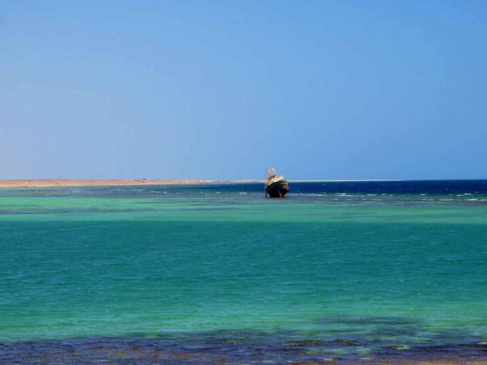 Statek Three Corners Sea Beach Resort