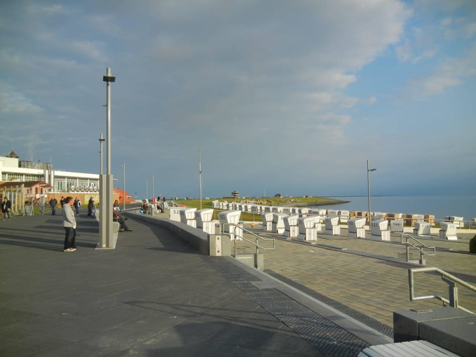 Büsumer Strandpromenade Pension Weimann