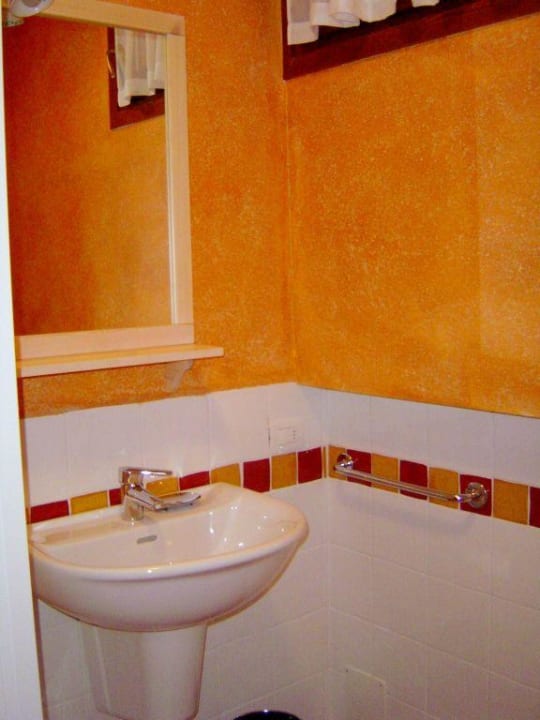 Appartement Badezimmer Residence Eden