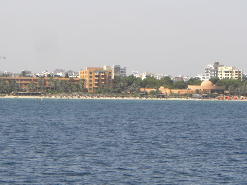 Vom Piratenschiff aus gesehen El Ksar Resort & Thalasso