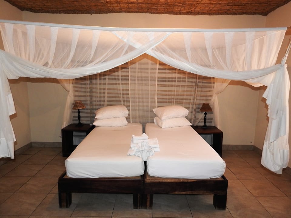 Zimmer Okaukuejo Camp