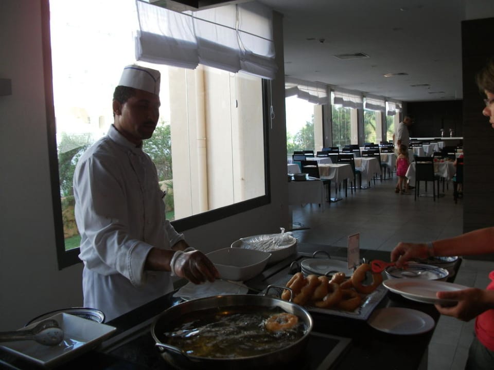 Jeden Morgen gab es frische Chichis Hotel Rosa Beach