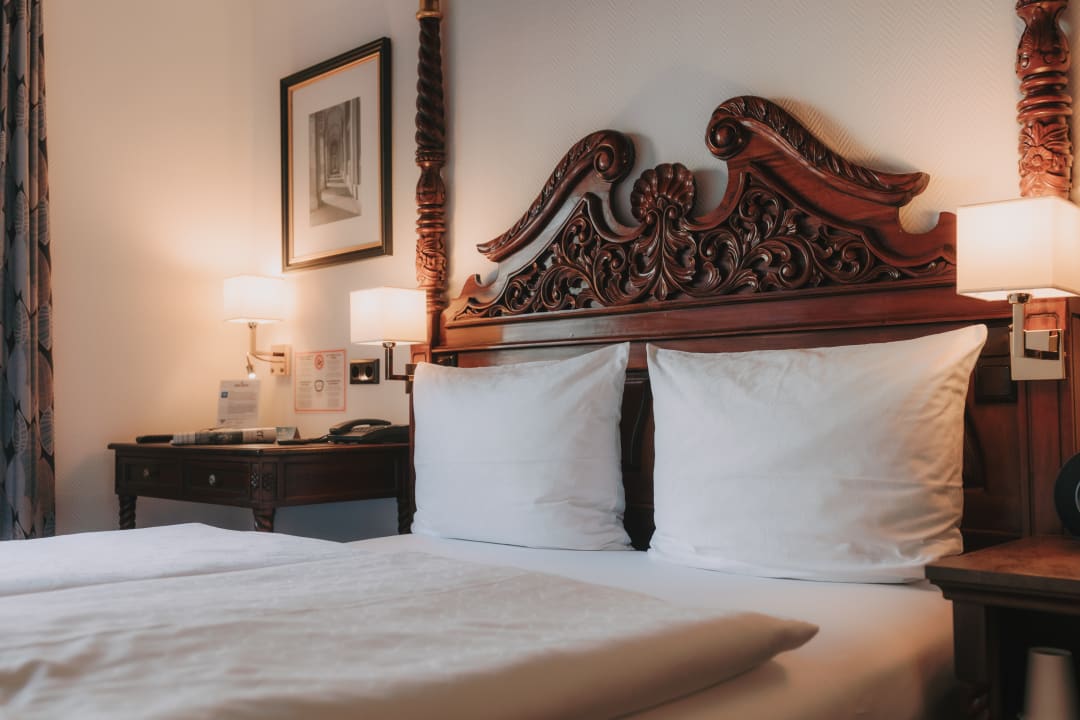 Zimmer King's Hotel Center