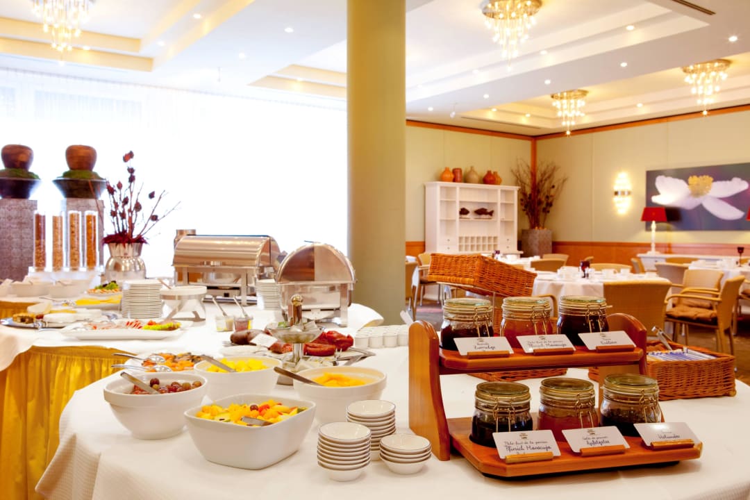 Frühstücksbuffet Hotel Baltic Stralsund