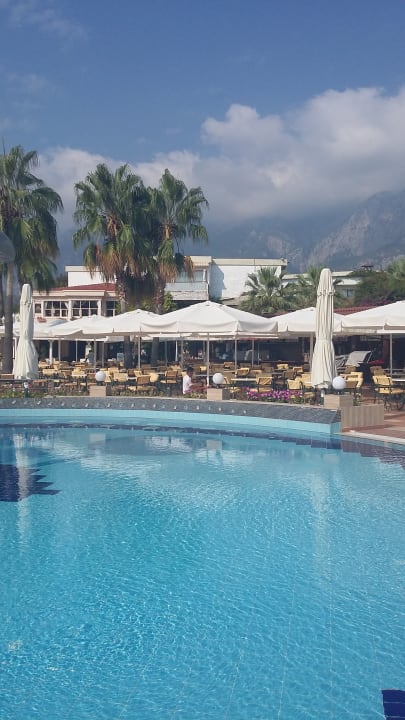 Pool Club Boran Mare Beach