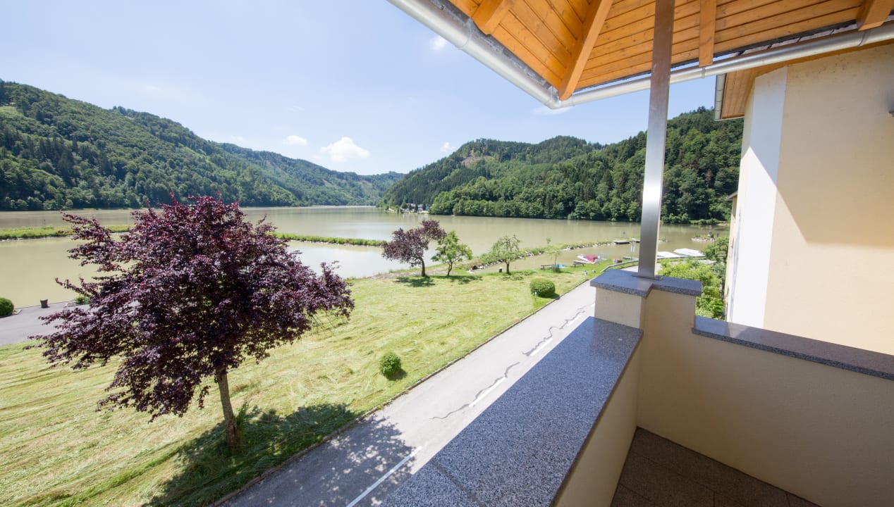 Ausblick Gasthof - Landhotel Ernst