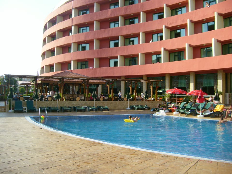 Poolanlage Hotel Mena Palace