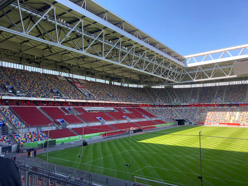 Ausblick Hotel Tulip Inn Düsseldorf Arena