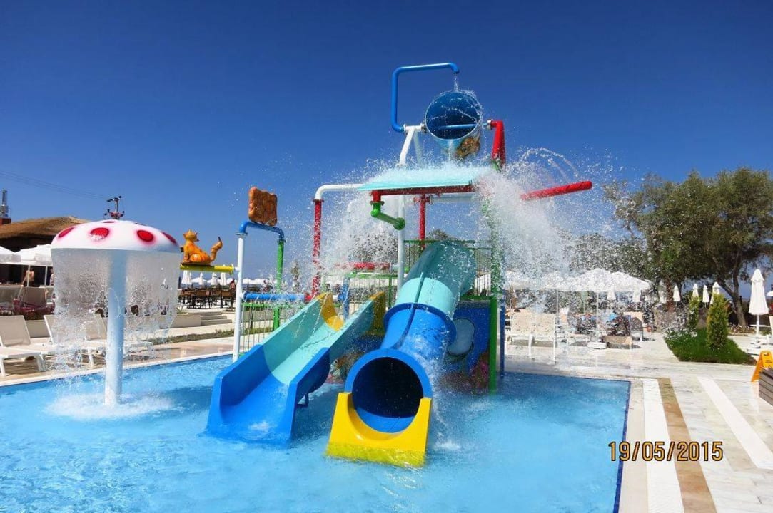 Kleinkinderrutsche Ramada Resort Kusadasi & Golf