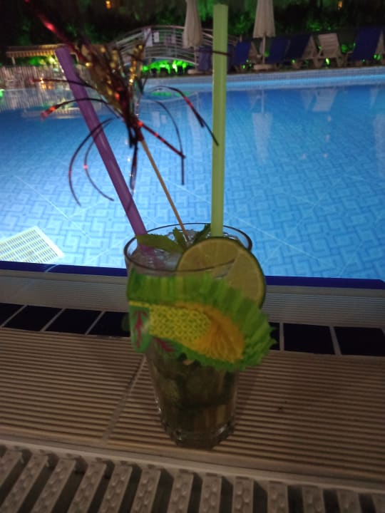 Pool Cenger Beach Resort & Spa