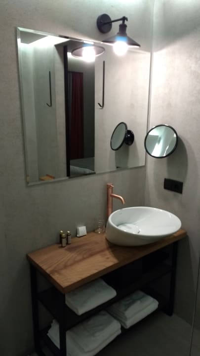 Zimmer IOTA Hotel Tbilisi