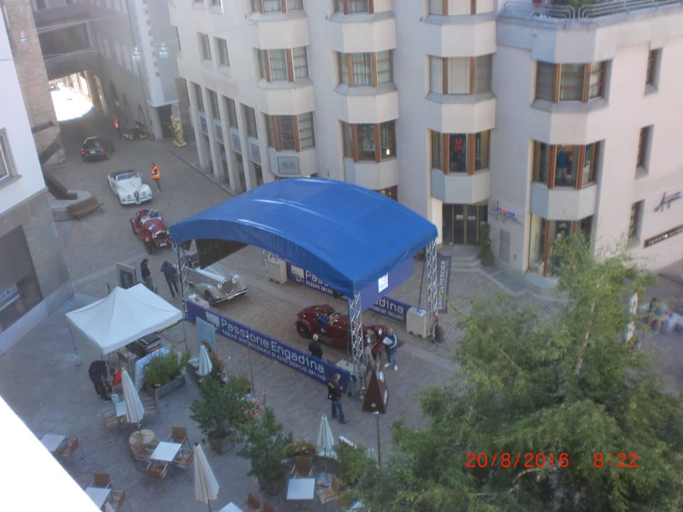 Start Oldtimerrallye Hauser Swiss Quality Hotel