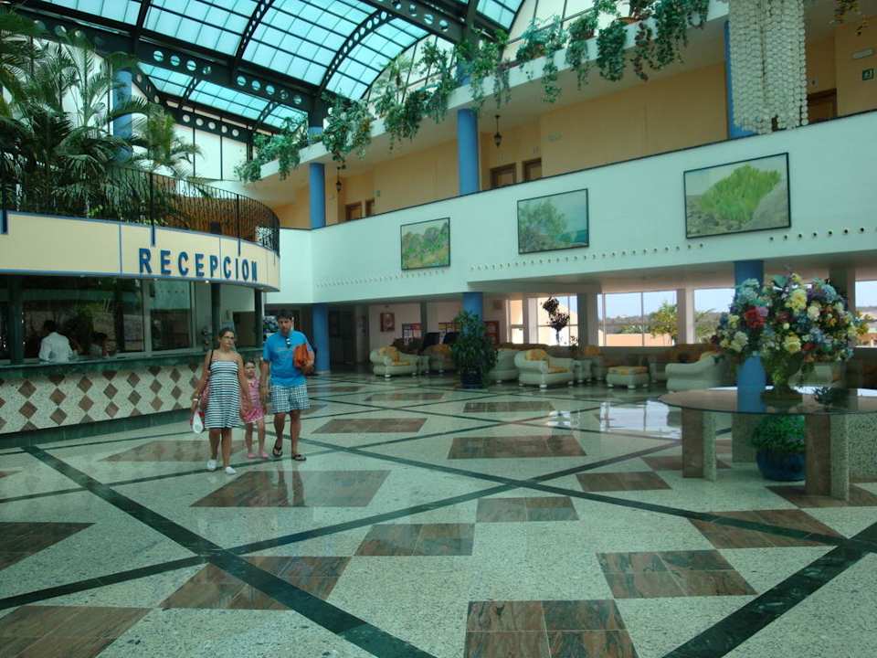 Lobby Club Hotel Drago Park