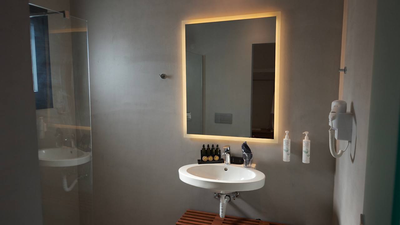 Zimmer Cavo Piso Livadi