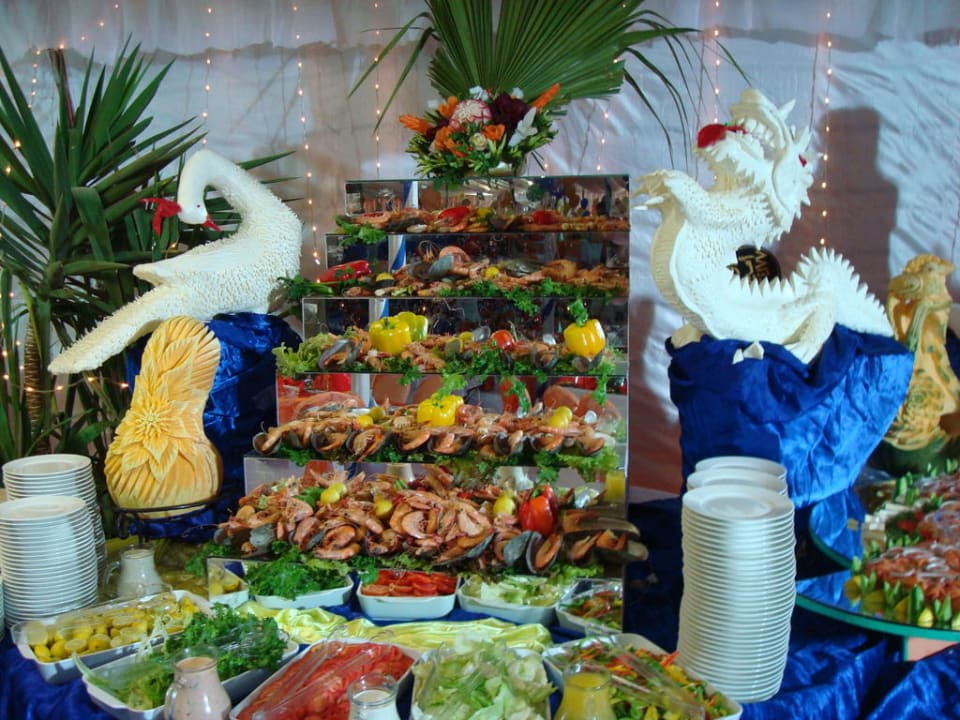 Silvesterbuffet Charmillion Gardens Aquapark