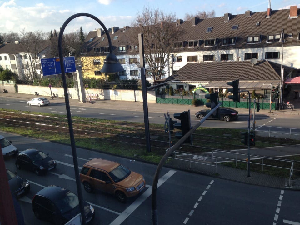 Ausblick Essential by Dorint Hotel Köln-Junkersdorf