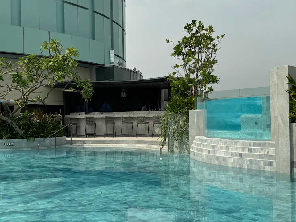 Pool InterContinental Bangkok