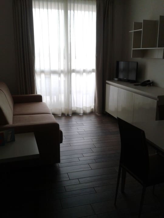 Wohnzimmer der neuen Wohnungen Aparthotel Holiday