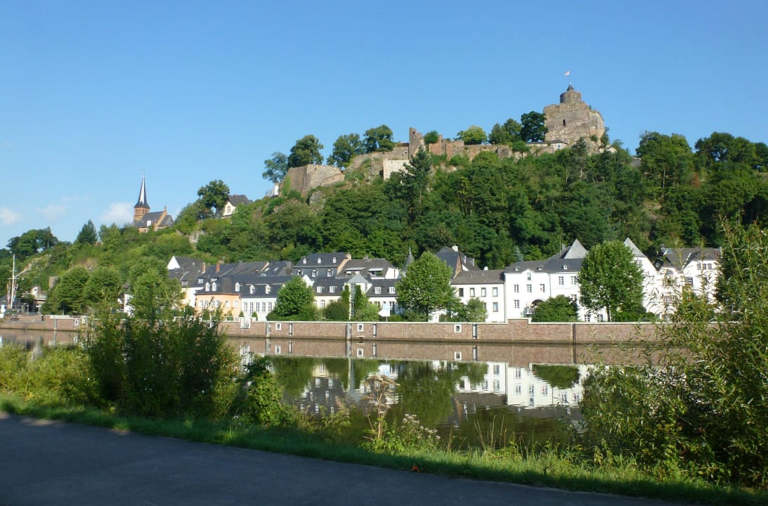 Blick vom Zimmer und Restaurantterrasse Villa Keller by Erasmus