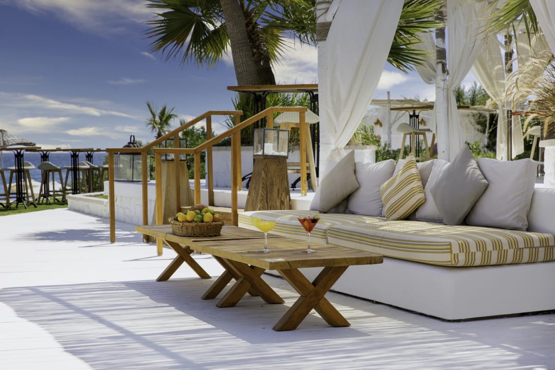 Gastro Design Plus Seya Beach Hotel