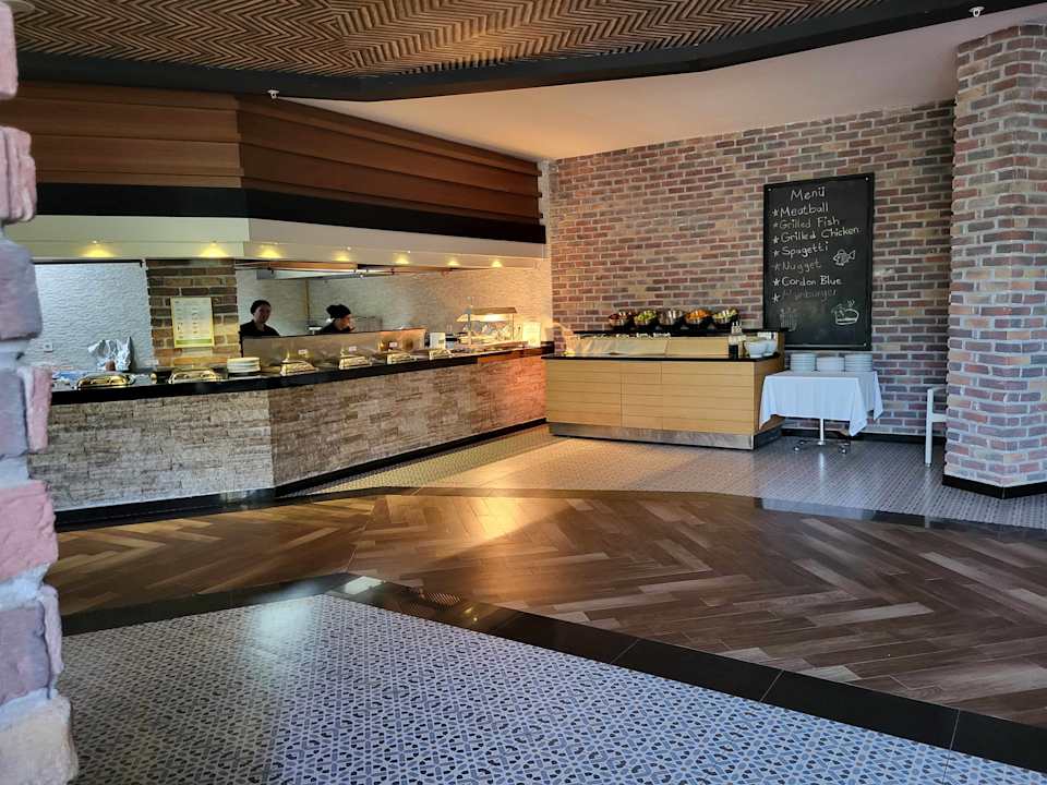 Gastro Can Garden Resort