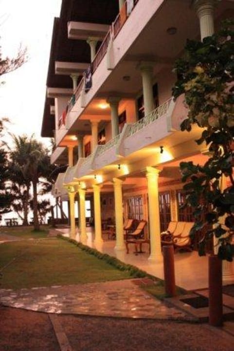 Hotel front view  Hotel Time & Tide Beach Resort