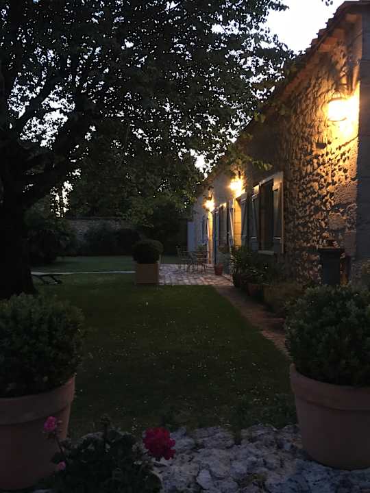 Gartenanlage Chambres d'hôtes Domaine de Ginouilhac