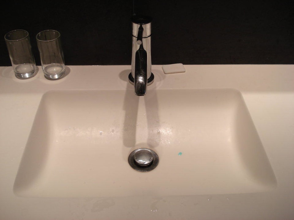 Unpraktisches Waschbecken R2 Bahía Playa Design Hotel & Spa - Adults Only