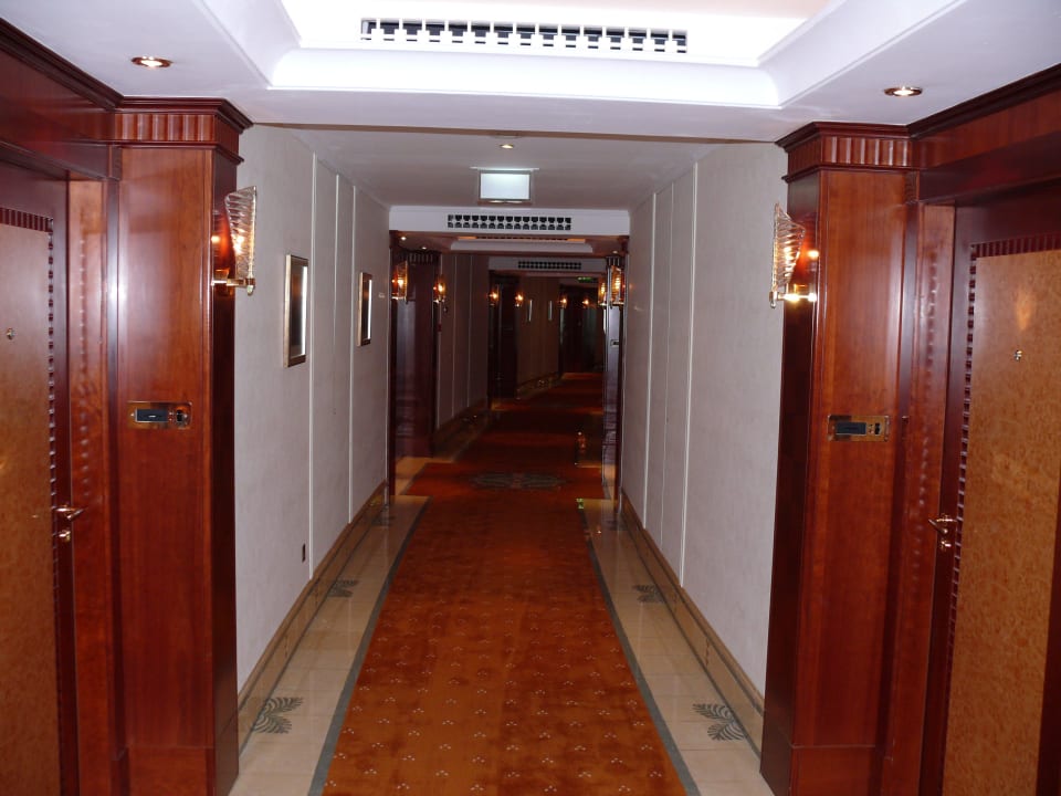 Sehr schöne Flure und sehr ruhig Grand Hyatt Dubai