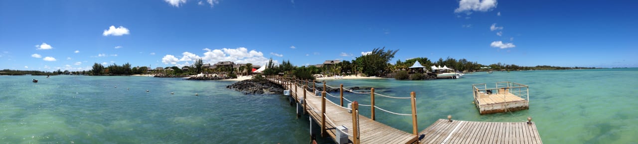 Sicht auf die Bucht des Hotels Zilwa Attitude