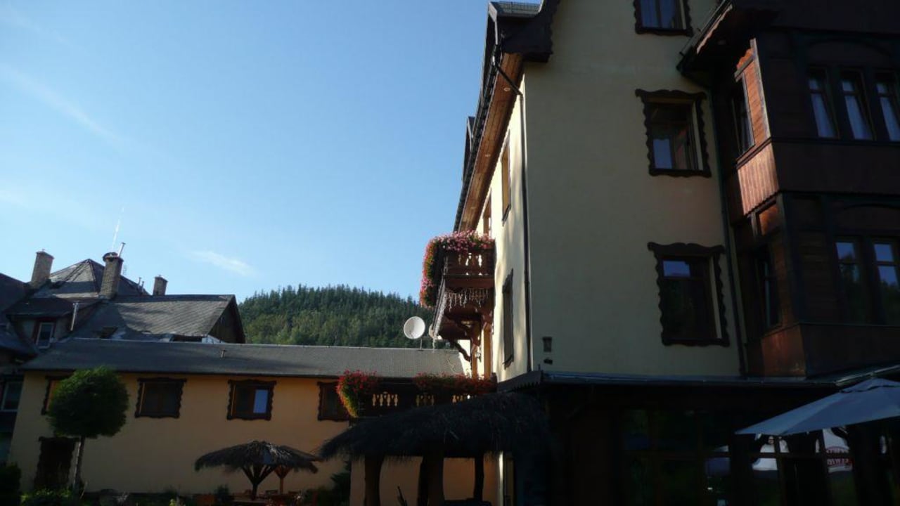 Budynek z zewnatrz Hotel Gosciniec Perla Karkonoszy