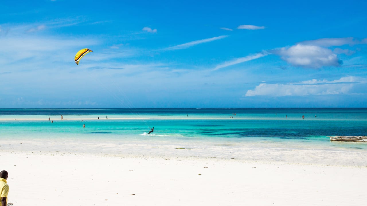 Strand Neptune Pwani Beach Resort & Spa
