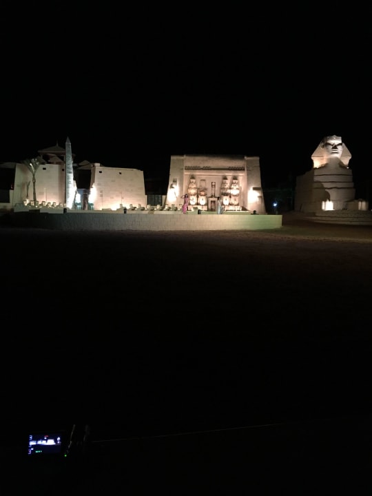 Fantasia Show Arena bei Nacht Pickalbatros Alf Leila Wa Leila Resort - Neverland Hurghada