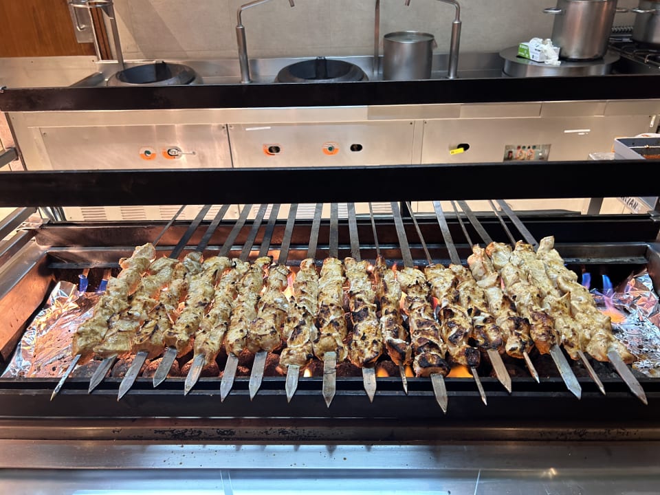 Gastro DoubleTree by Hilton Resort & Spa Marjan Island