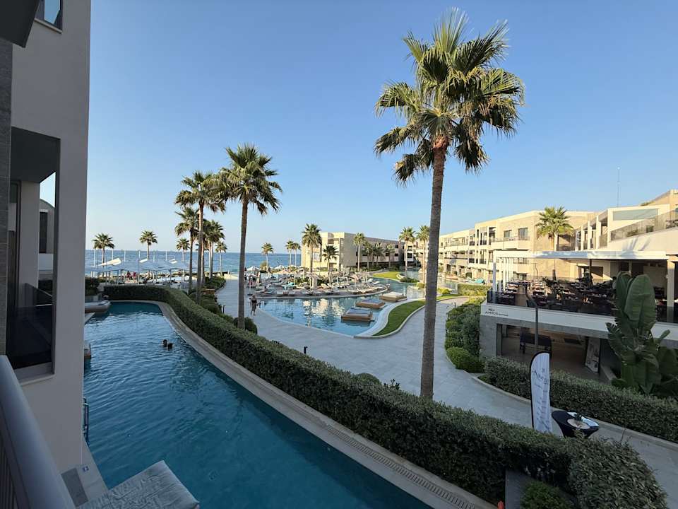 Pool AMIRA Luxury Resort  Adults Only