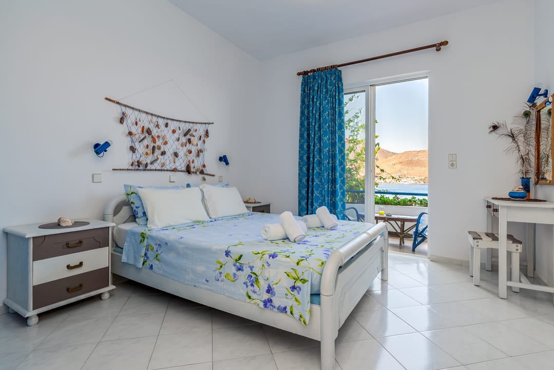 Zimmer Antoniadi Rooms B&B