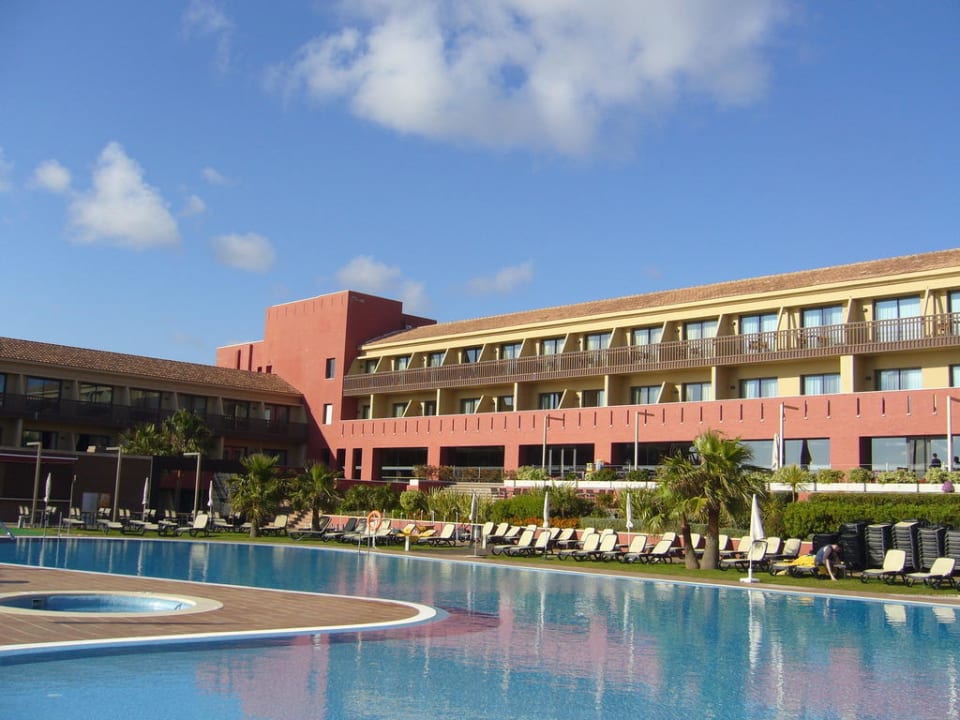 Hotel Außenansicht Ilunion Calas de Conil