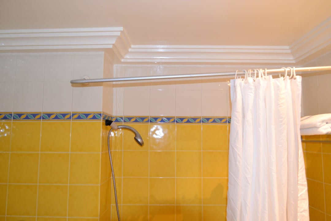 Kaputte Duschstange Houda Golf & Beach Club